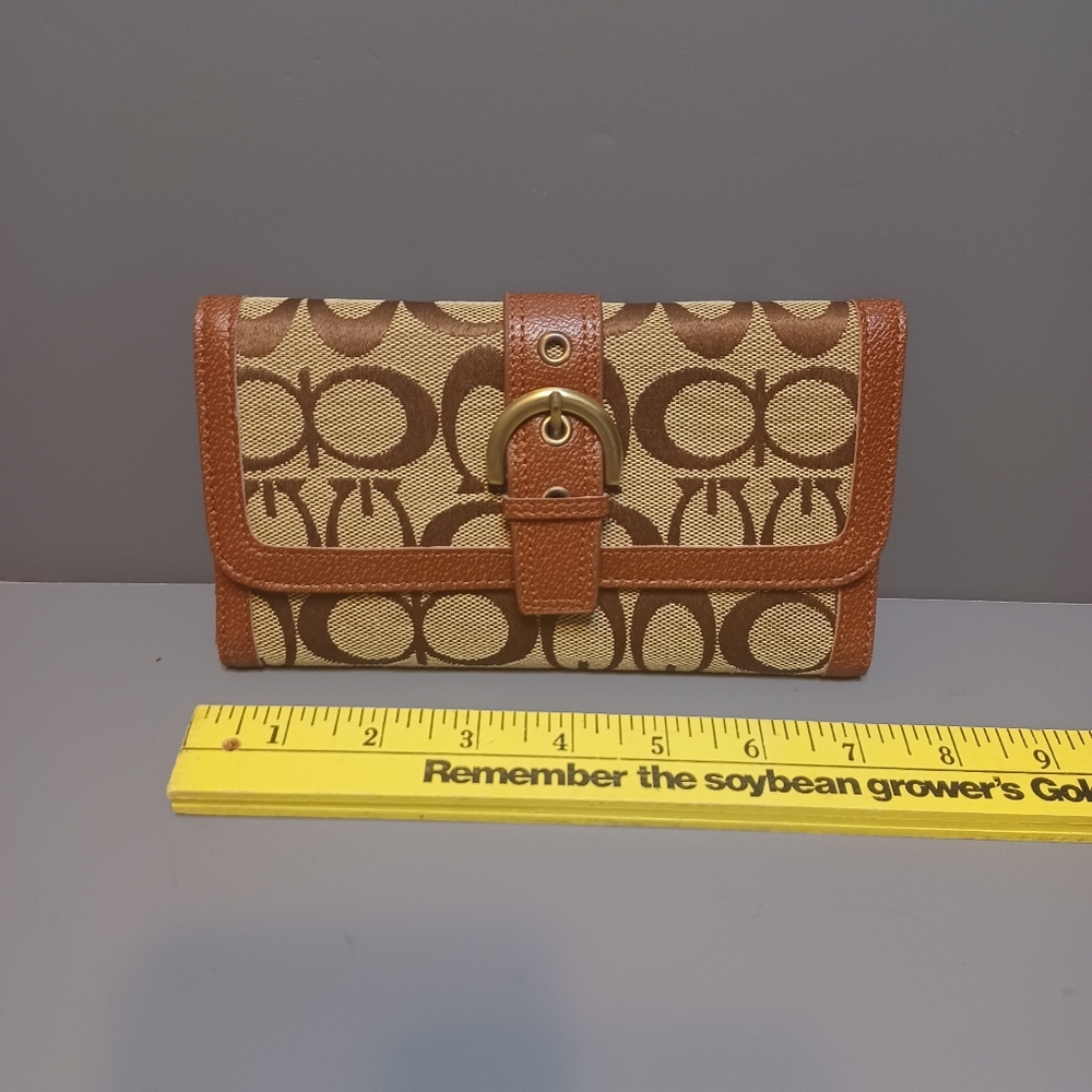 Brown and Tan Tri-Fold Wallet